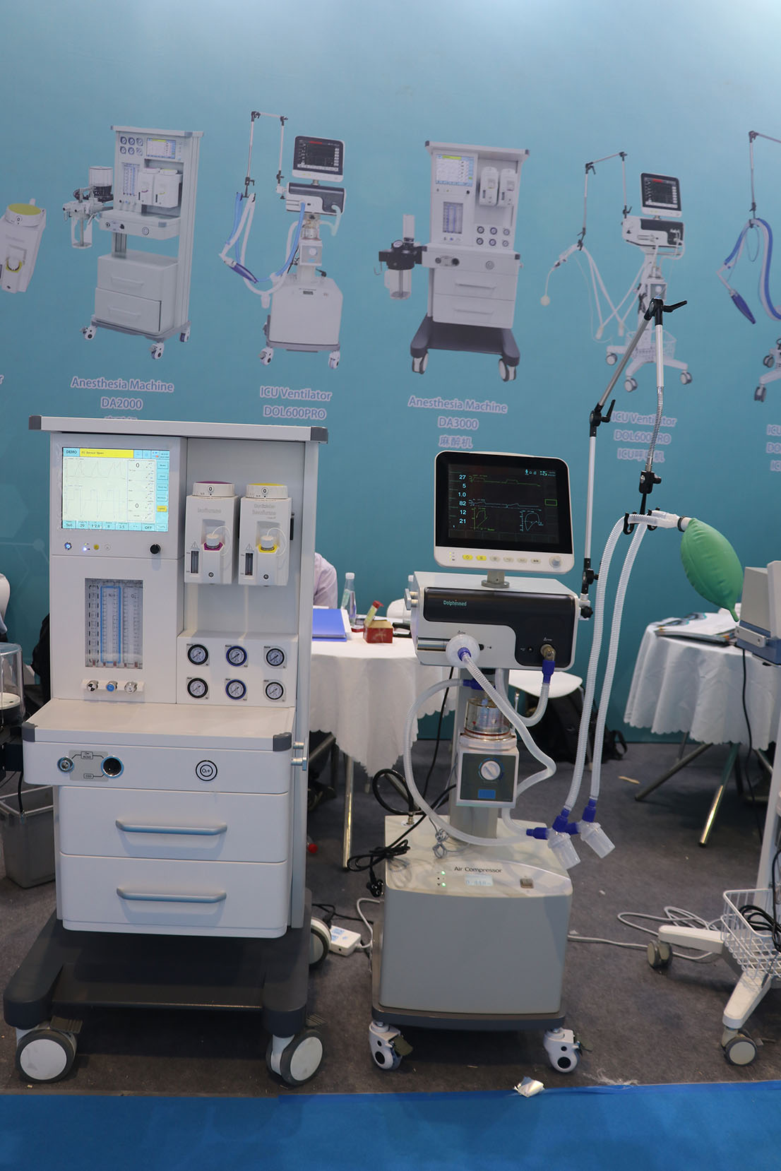 Dolphinmed's Critical Care Ventilator Takes Shanghai International Medical Equipment Exhibition by Storm!
