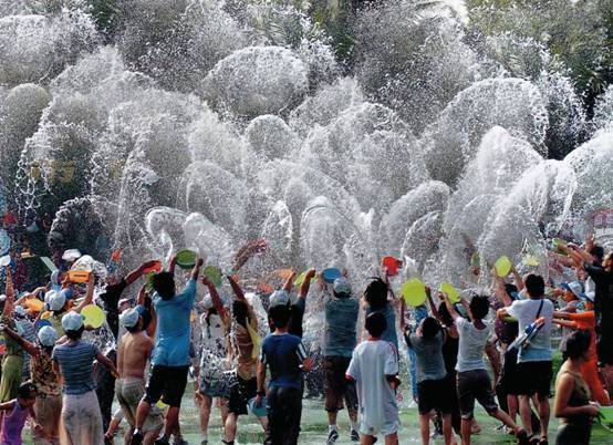 Shandong Dolphinmed Wishes Friends A Happy Songkran Festival!